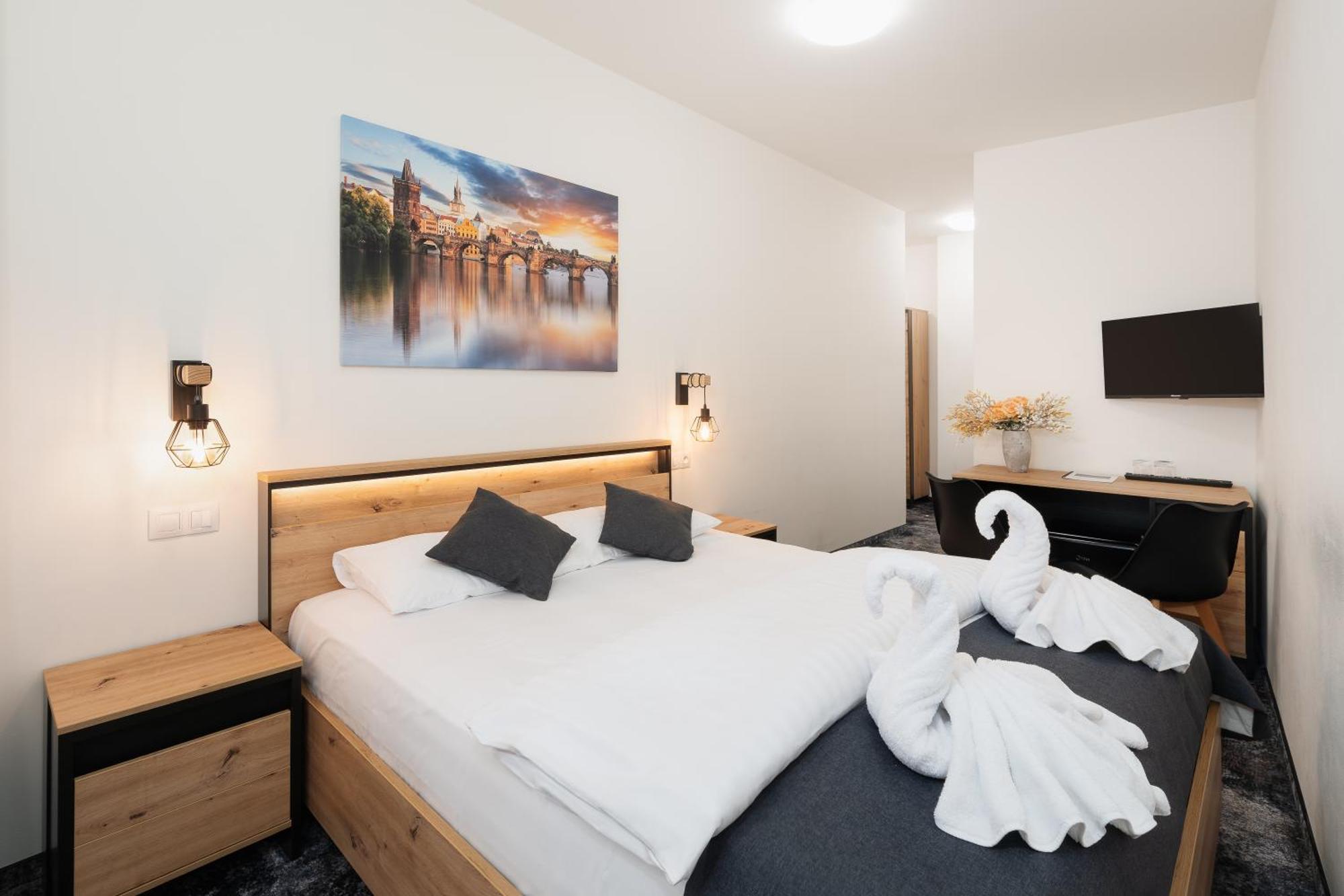 Prague Old Town Liliova Garden Hotel ภายนอก รูปภาพ