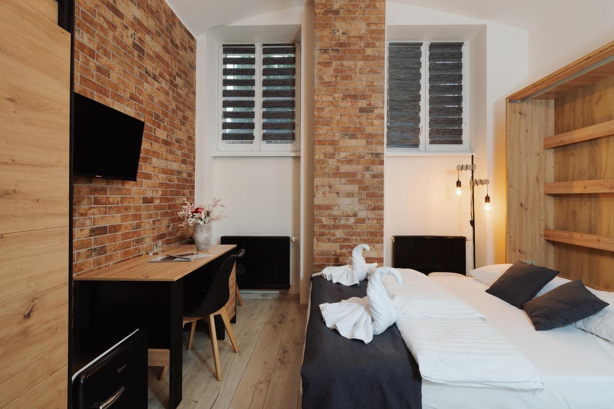 Prague Old Town Liliova Garden Hotel ภายนอก รูปภาพ