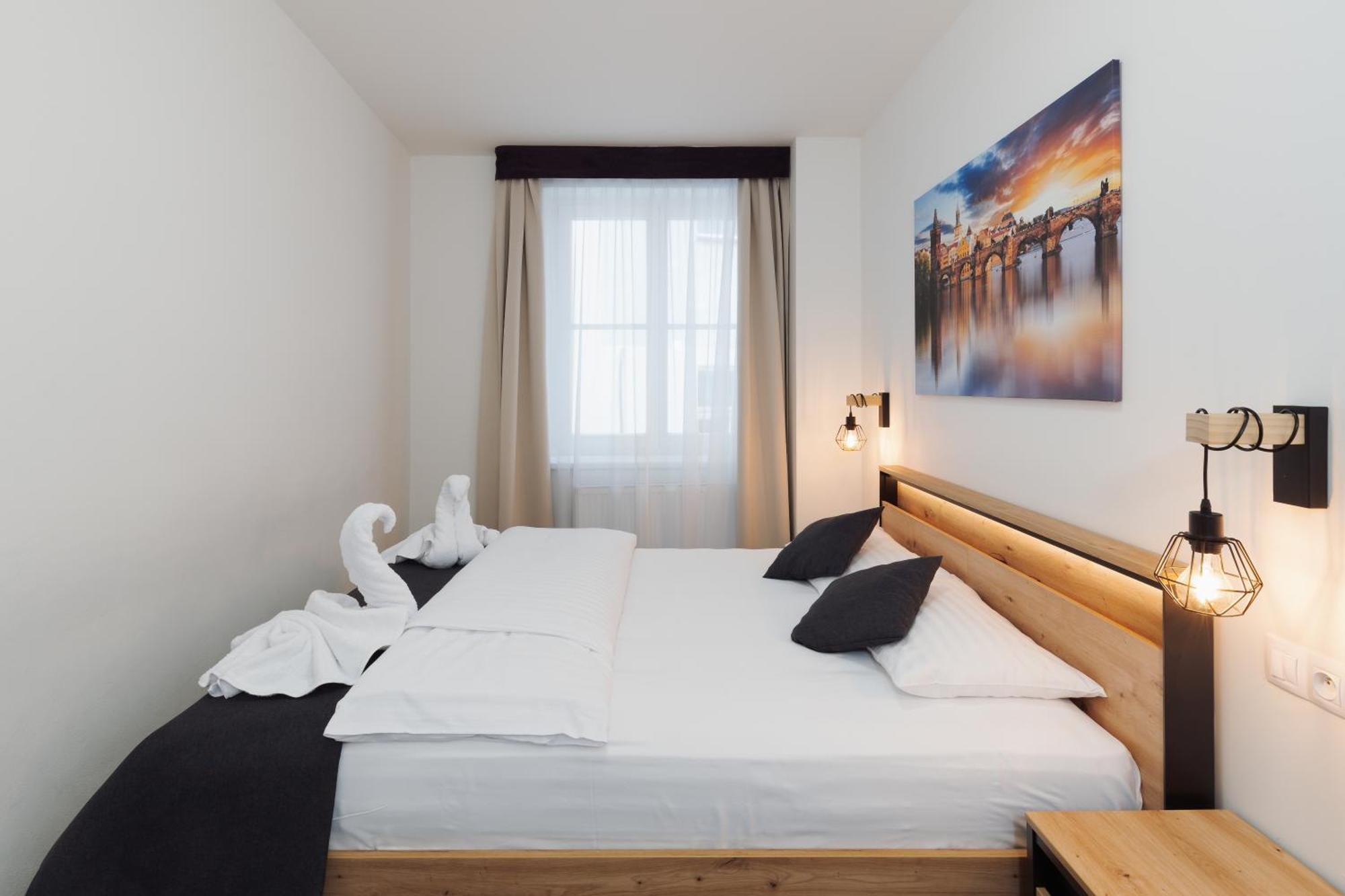 Prague Old Town Liliova Garden Hotel ภายนอก รูปภาพ