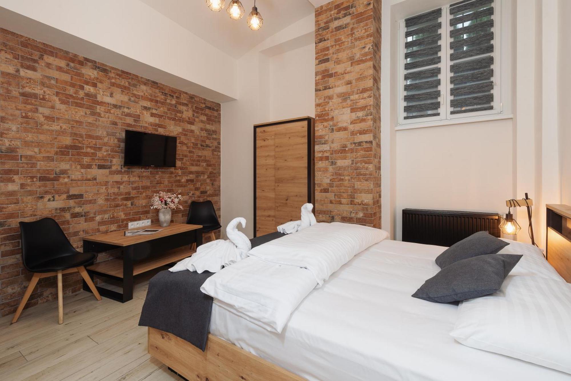 Prague Old Town Liliova Garden Hotel ภายนอก รูปภาพ